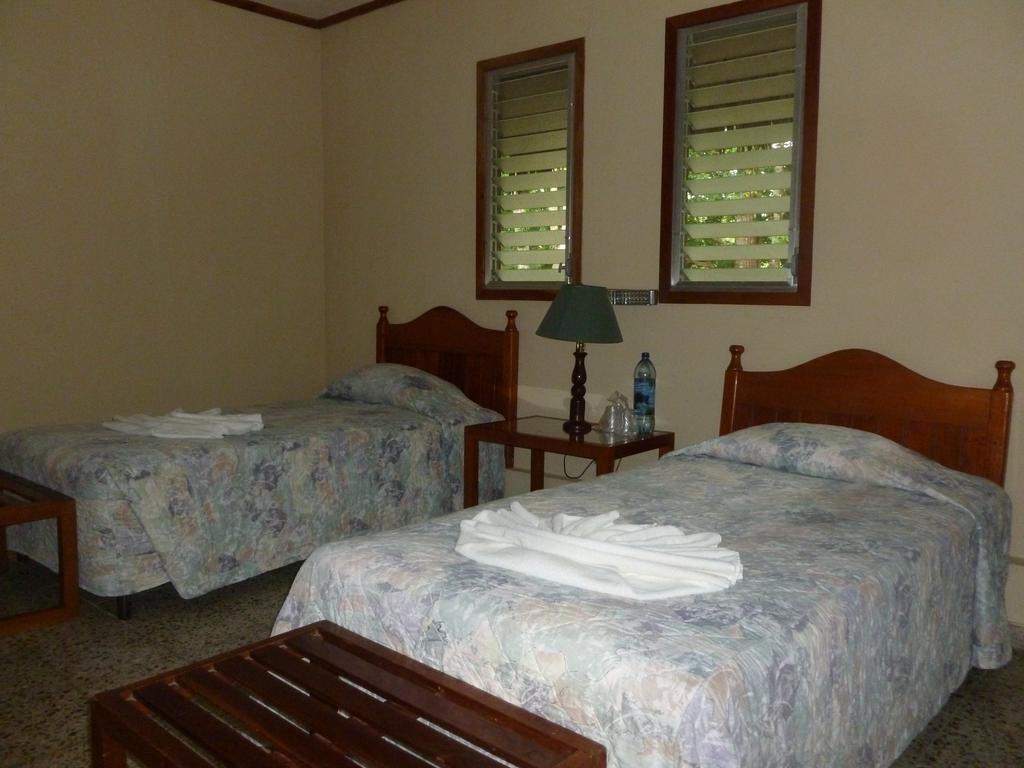 Hotel Jaguar Inn Tikal Quarto foto